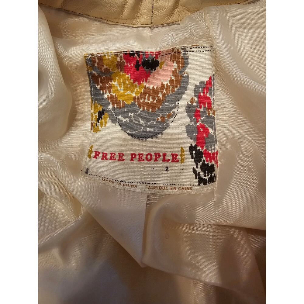 Free People Wool Military Pea Coat – Asymmetric 3-Button – Cream/Ivory – Size 2 - Picture 3 of 6